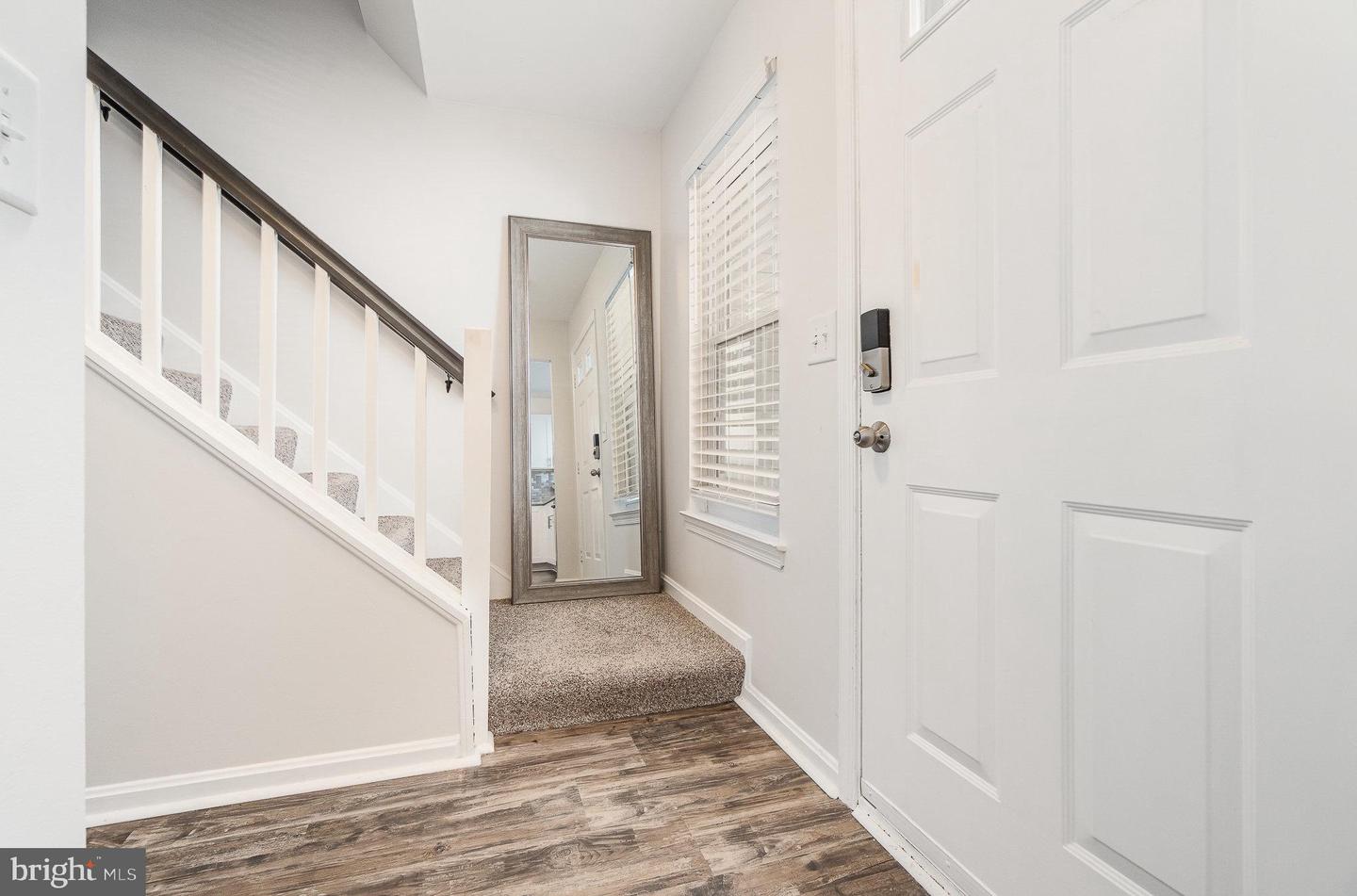 407 Cambridge Ct