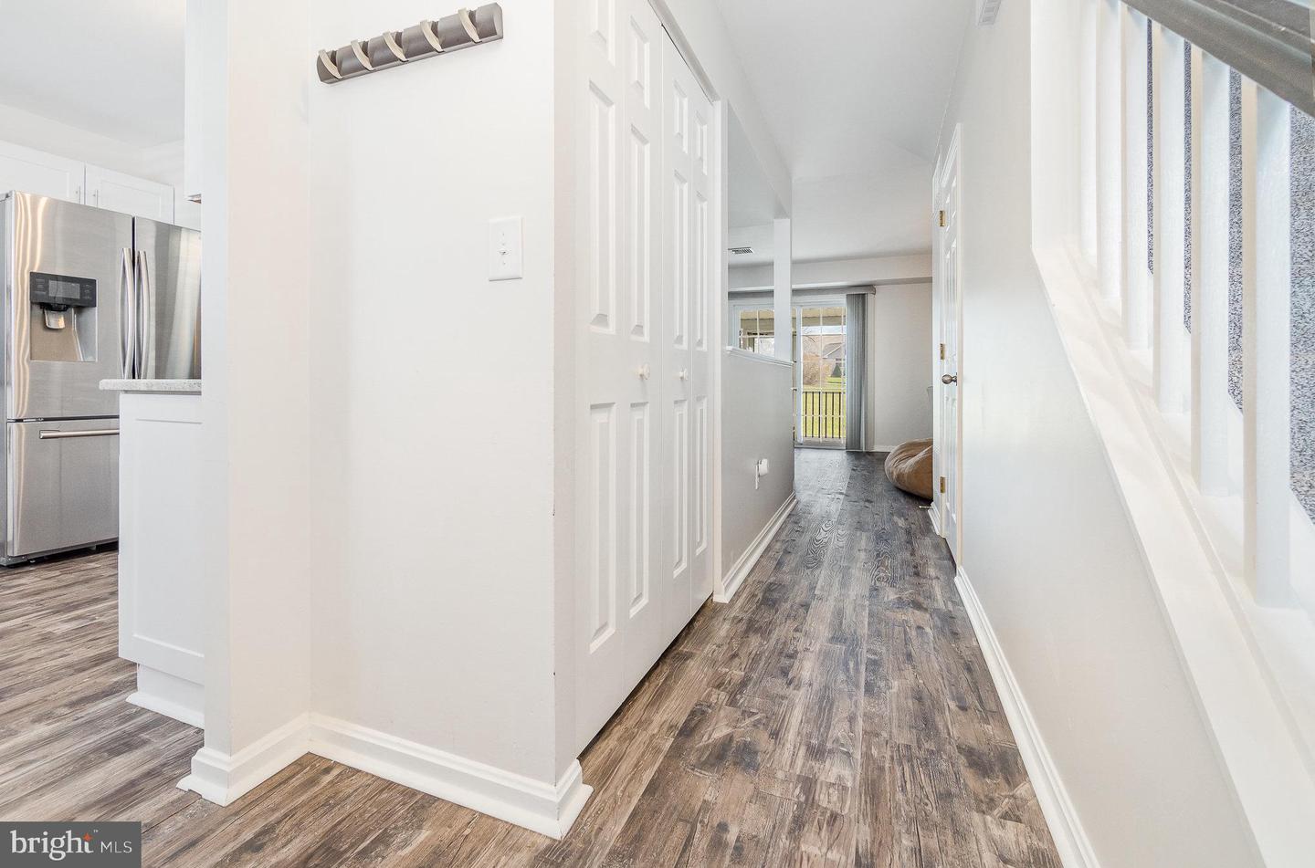 407 Cambridge Ct