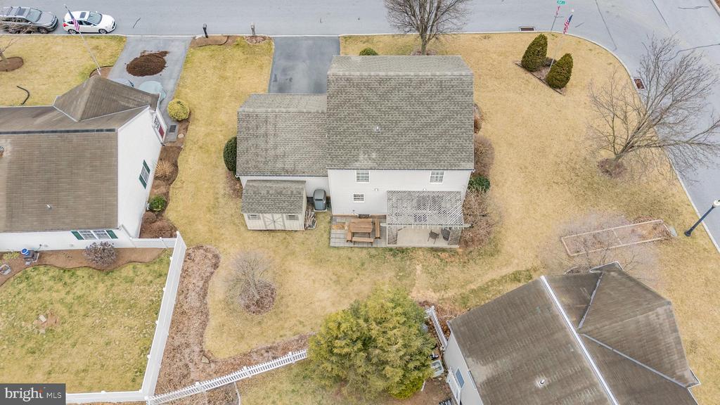 457 Oak Ln