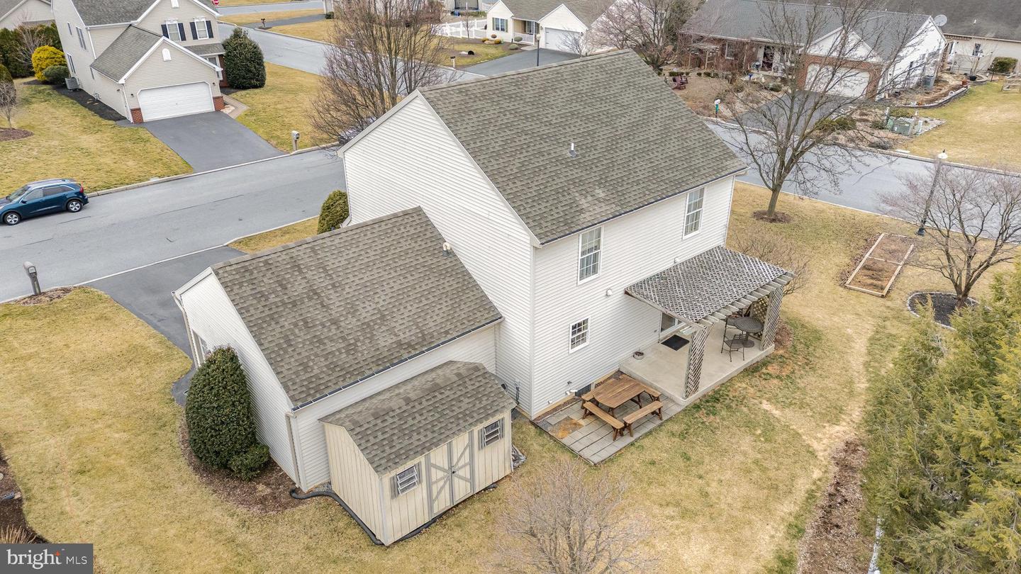 457 Oak Ln