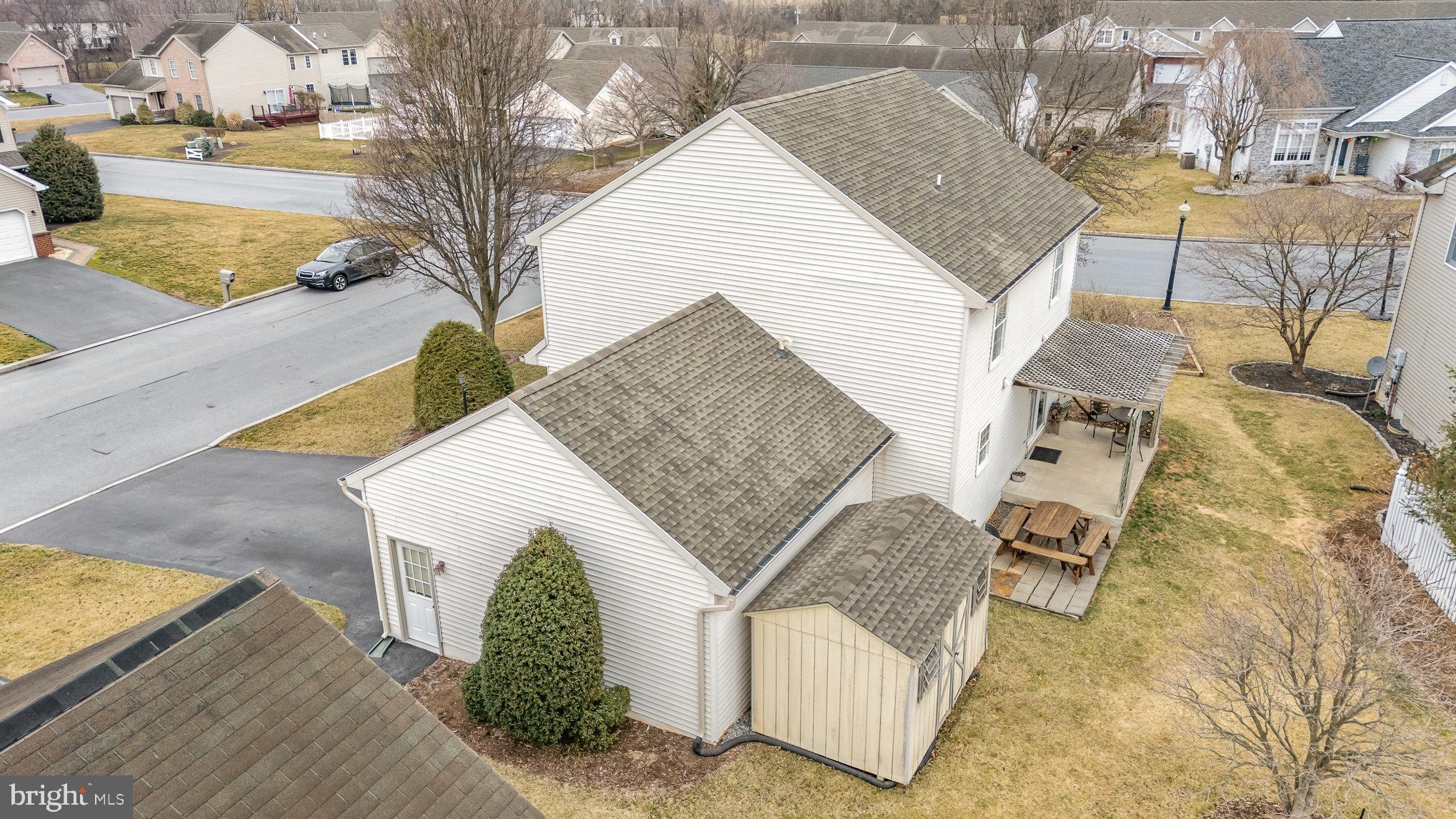 457 Oak Ln