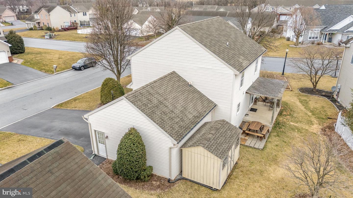 457 Oak Ln