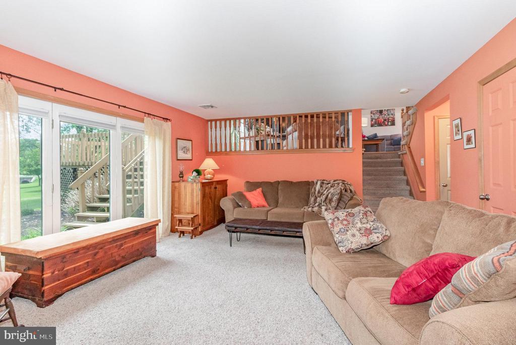 67 Rye Ln