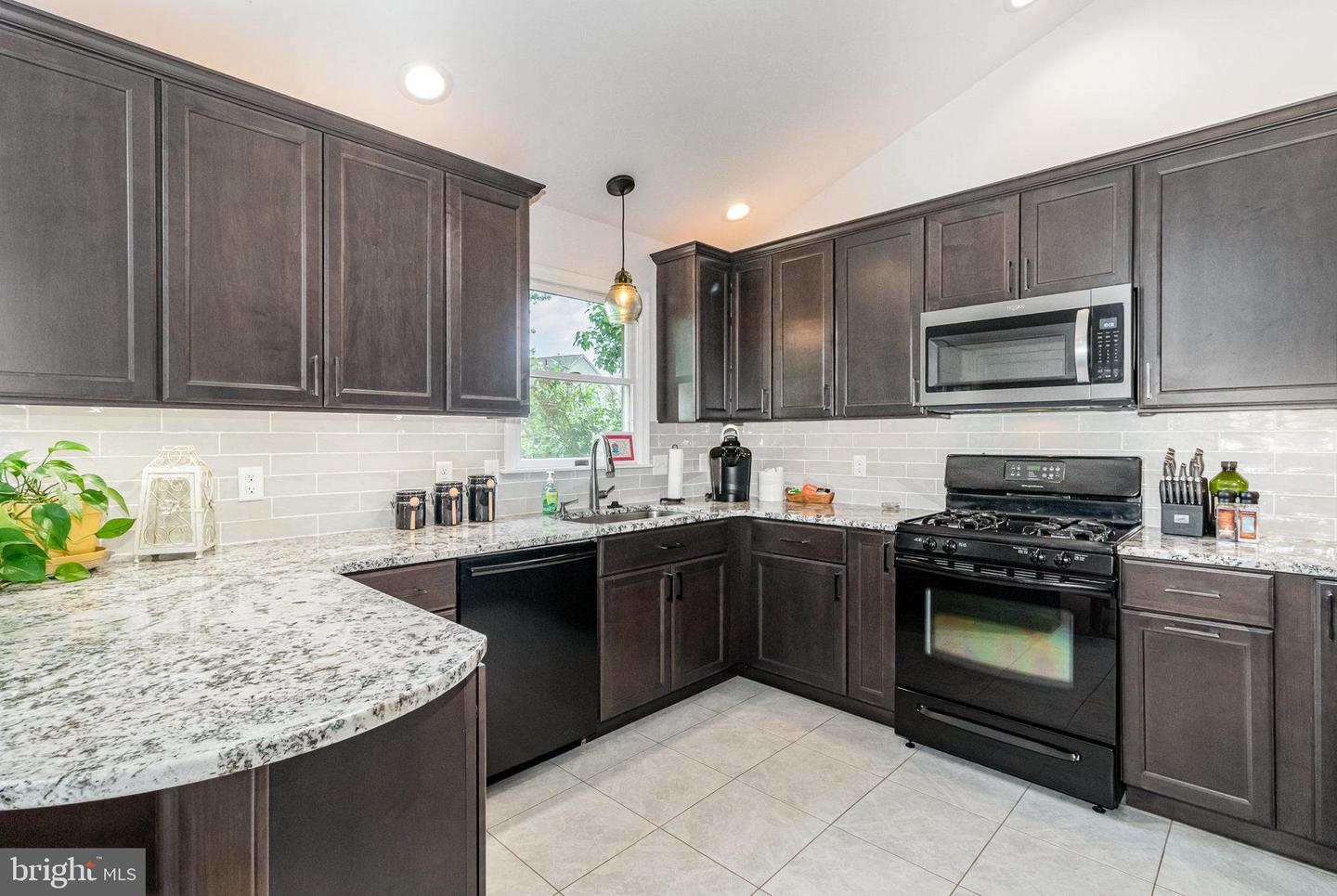 67 Rye Ln