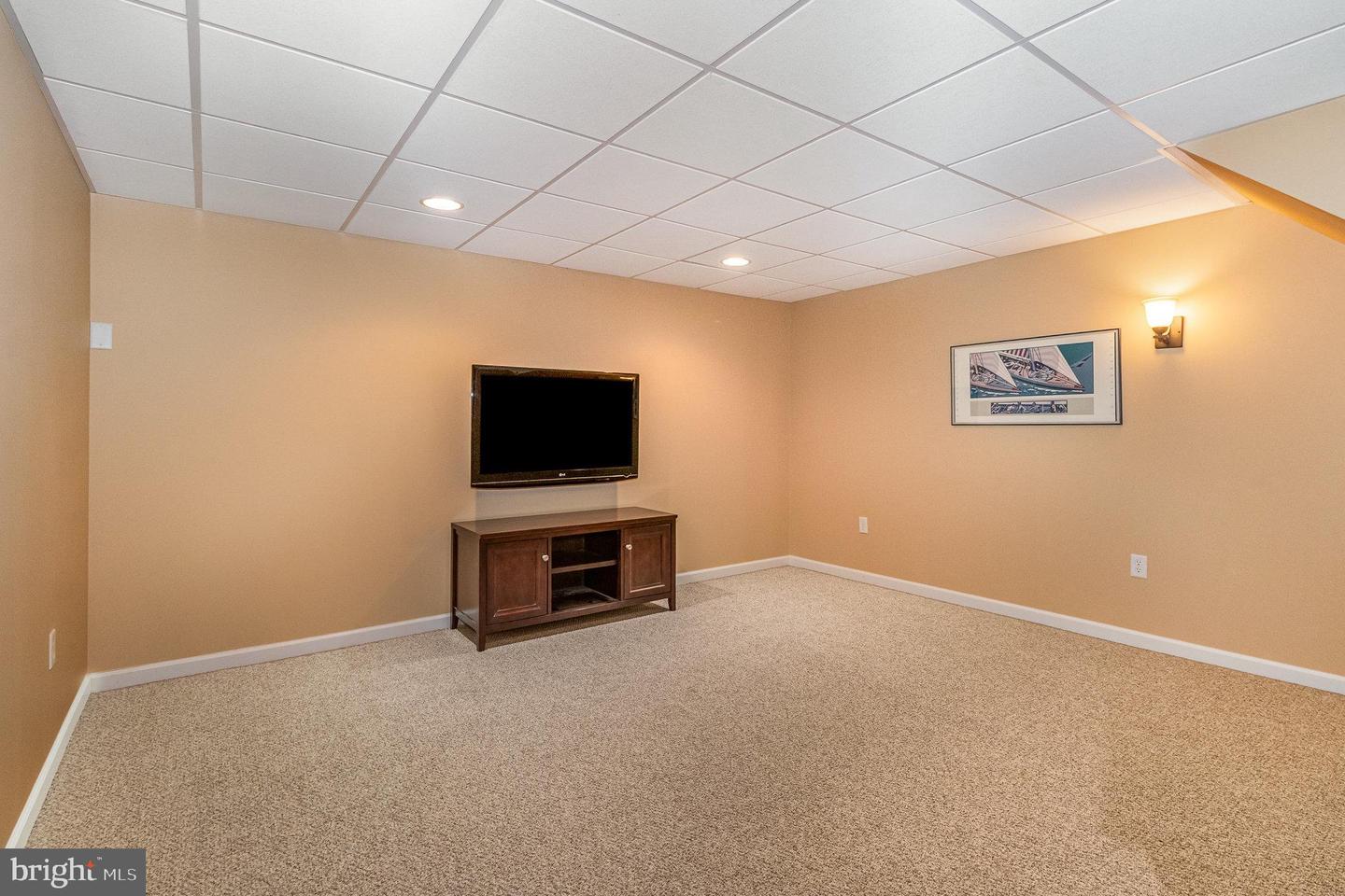 190 Stanley Dr