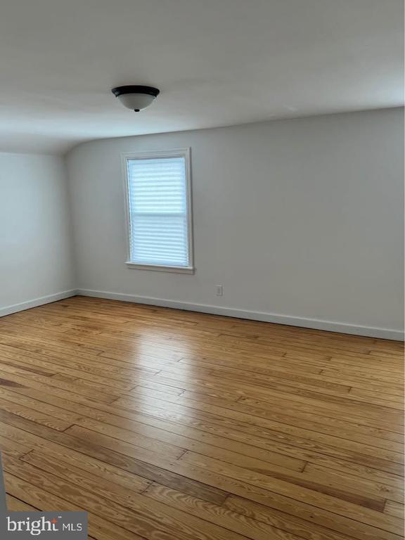 316 W MAPLE ST