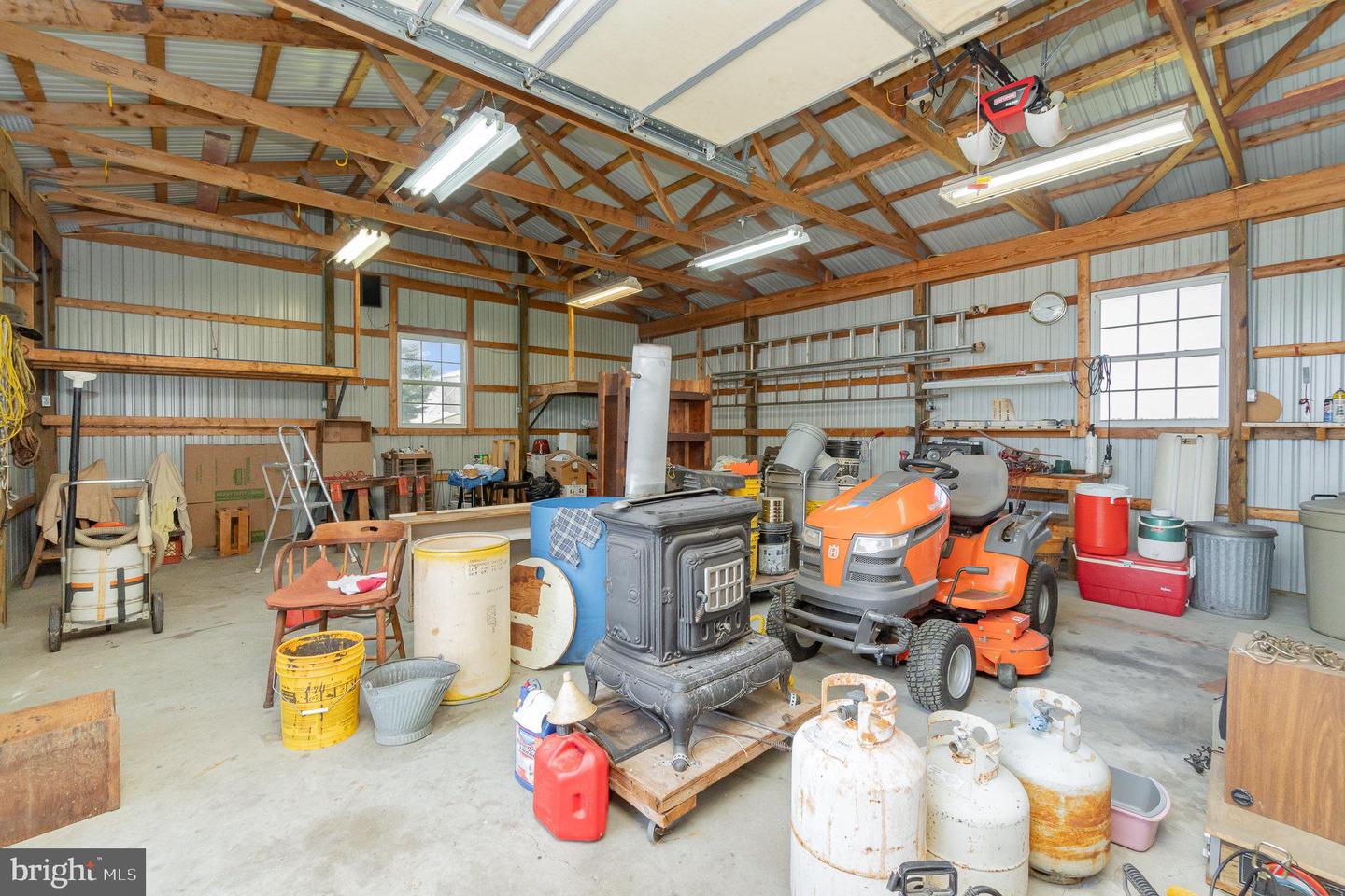 880 Hoffer Rd