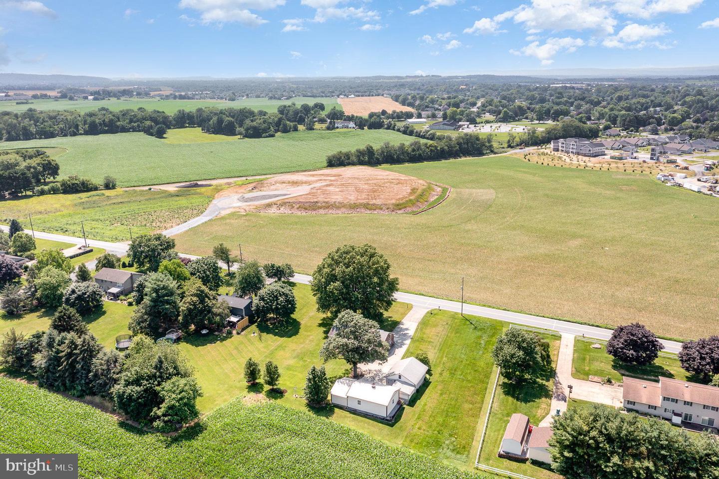 880 Hoffer Rd