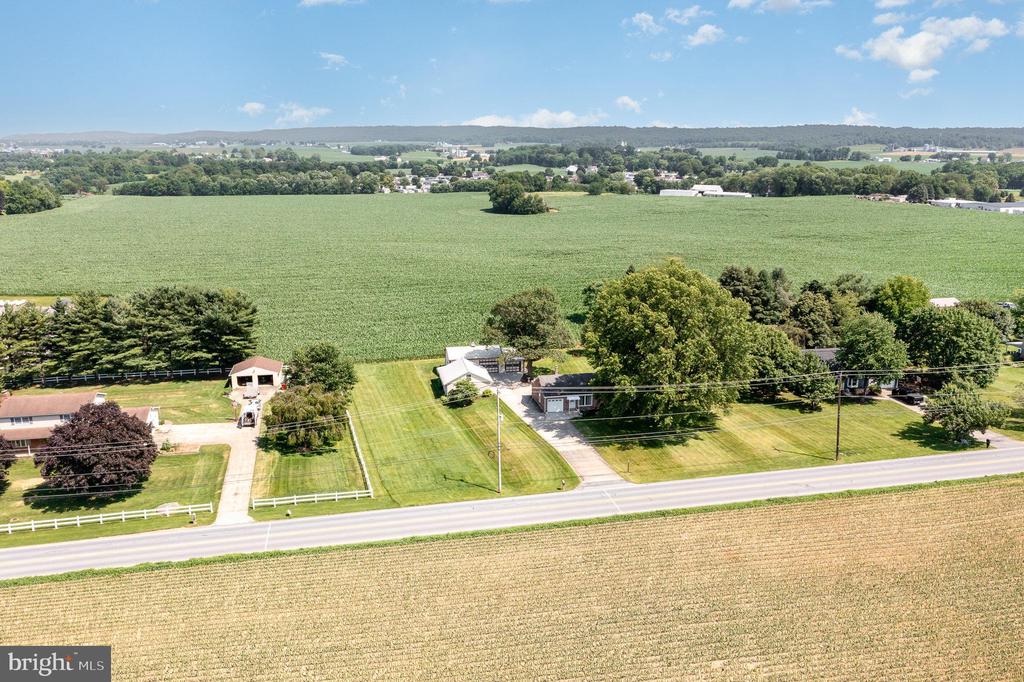 880 Hoffer Rd