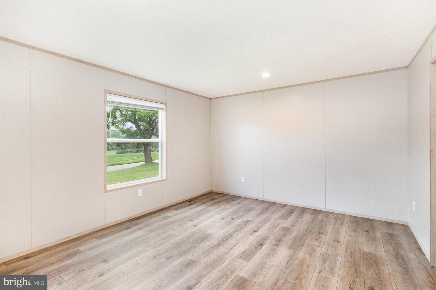 12 Lebanon Valley Ct