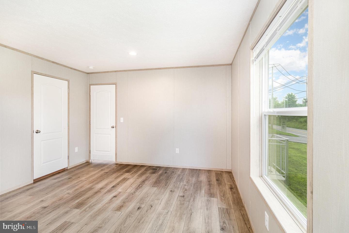12 Lebanon Valley Ct