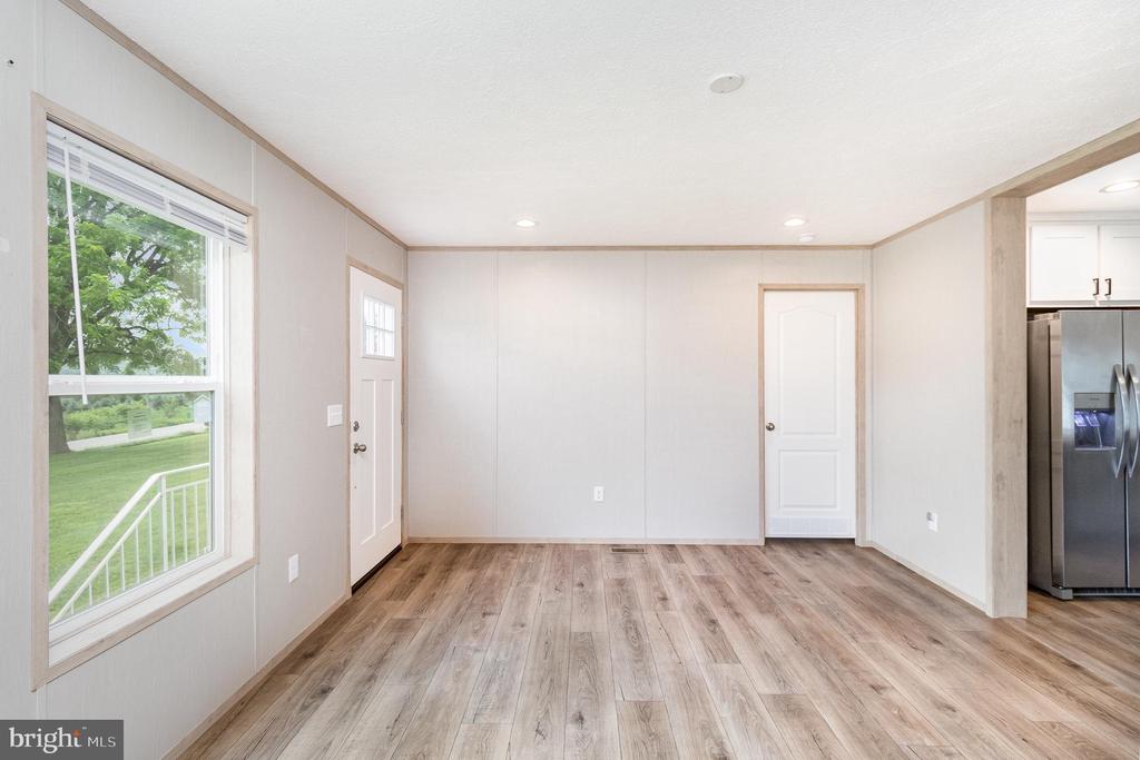 12 Lebanon Valley Ct