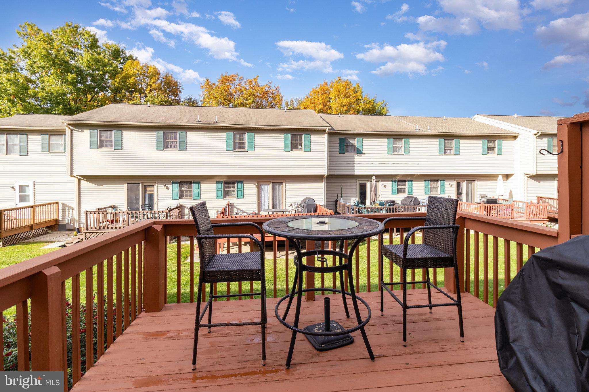 2083 GREYSTONE DRIVE