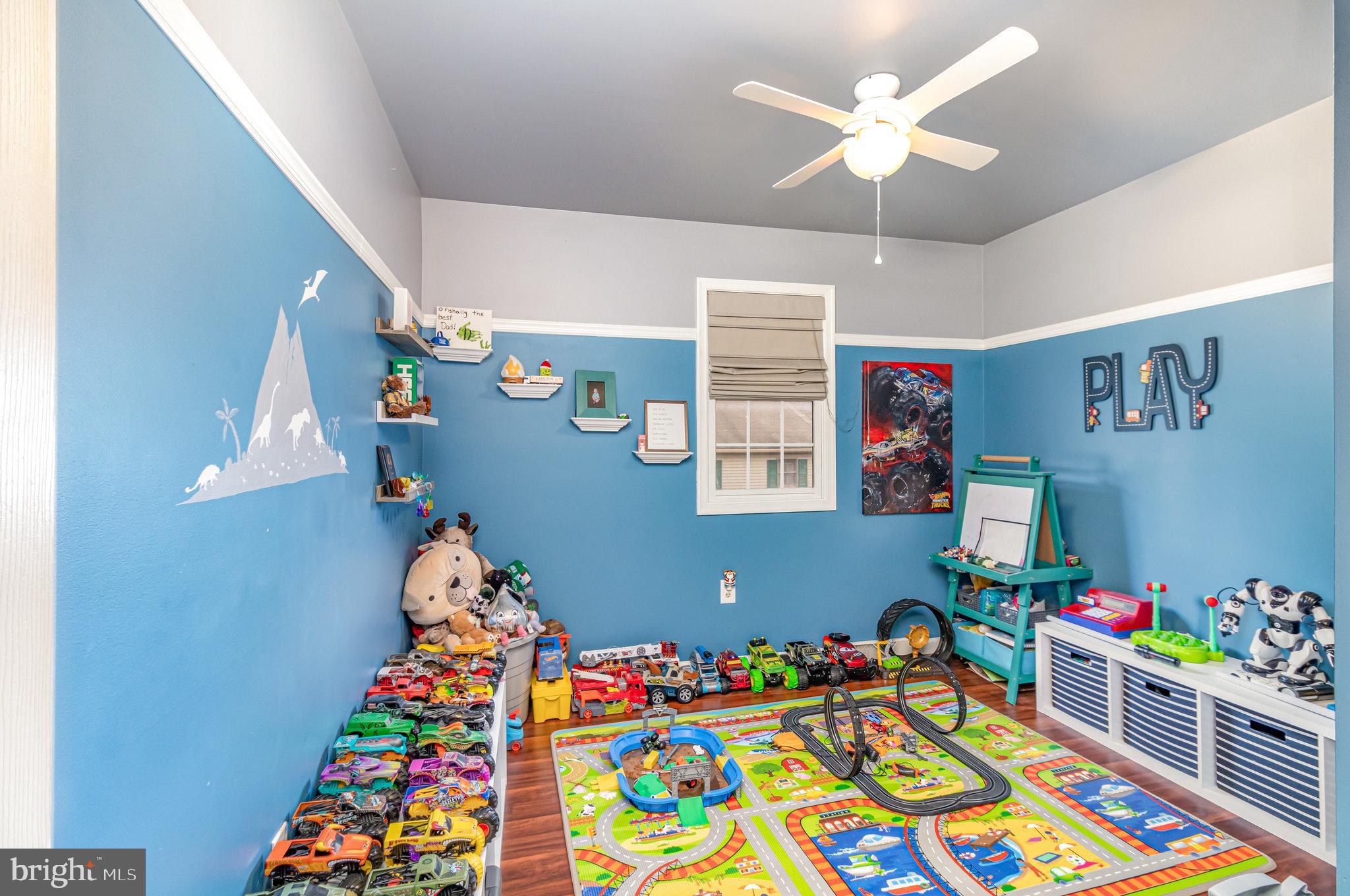 2083 GREYSTONE DRIVE