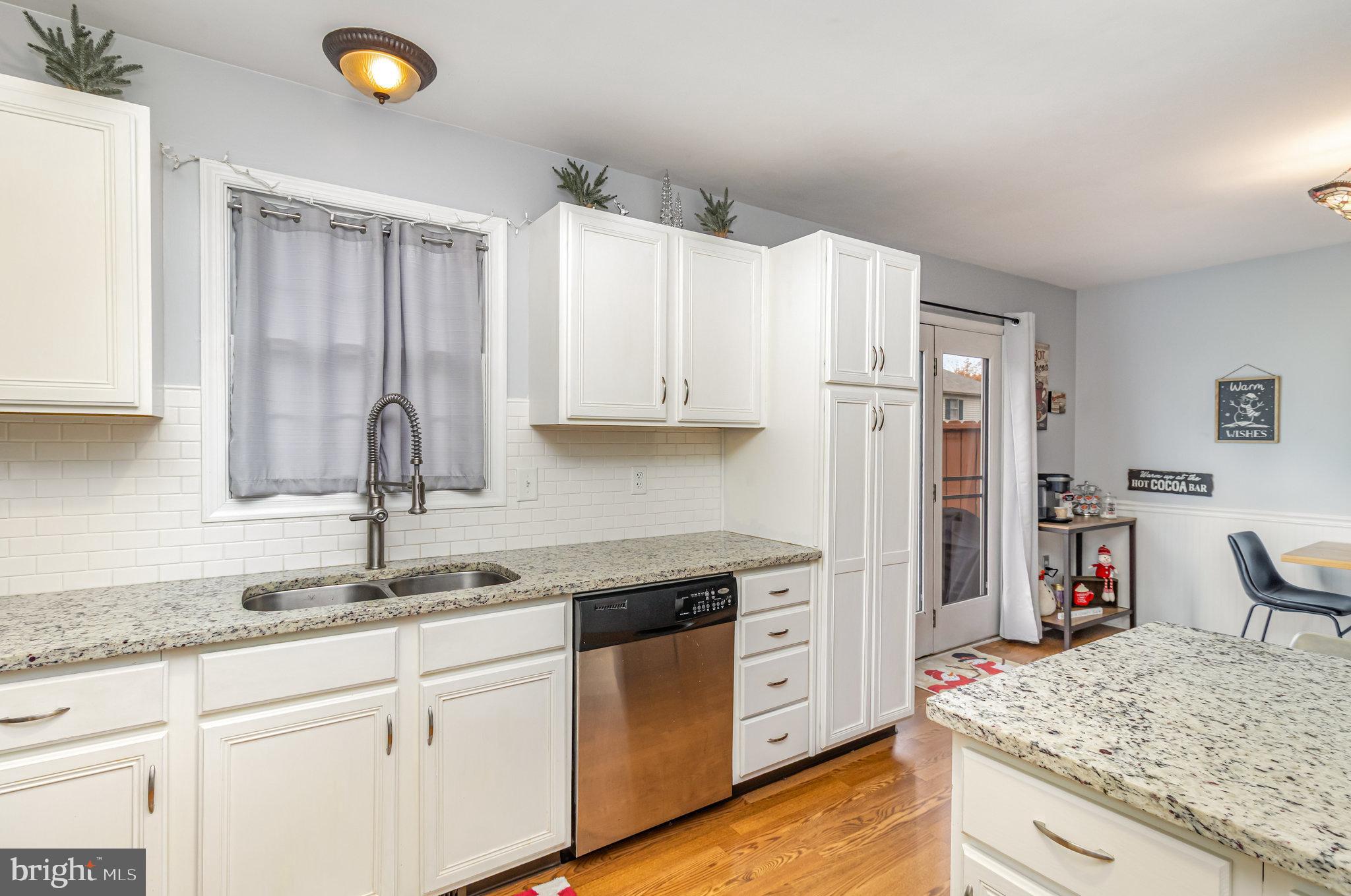 2083 GREYSTONE DRIVE