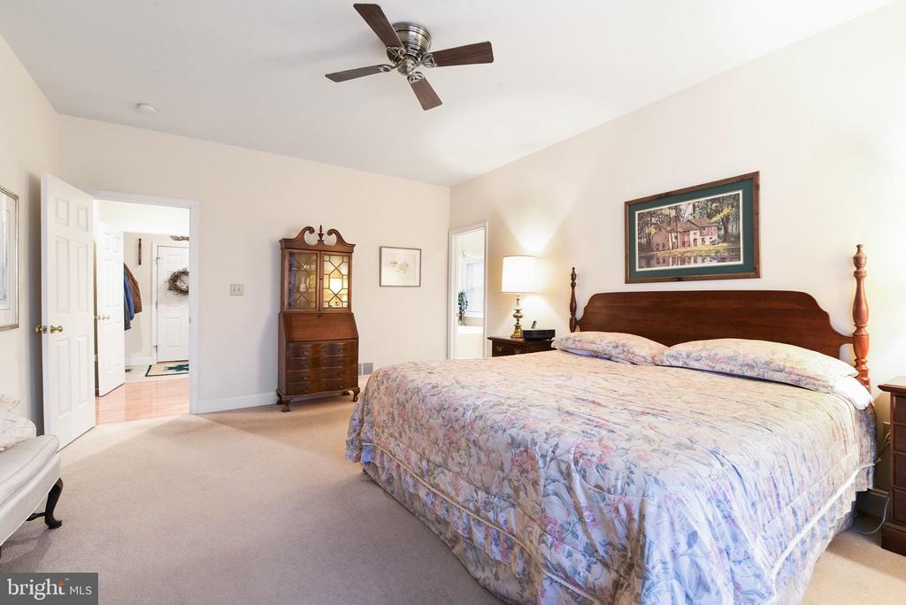308 STANLEY DR