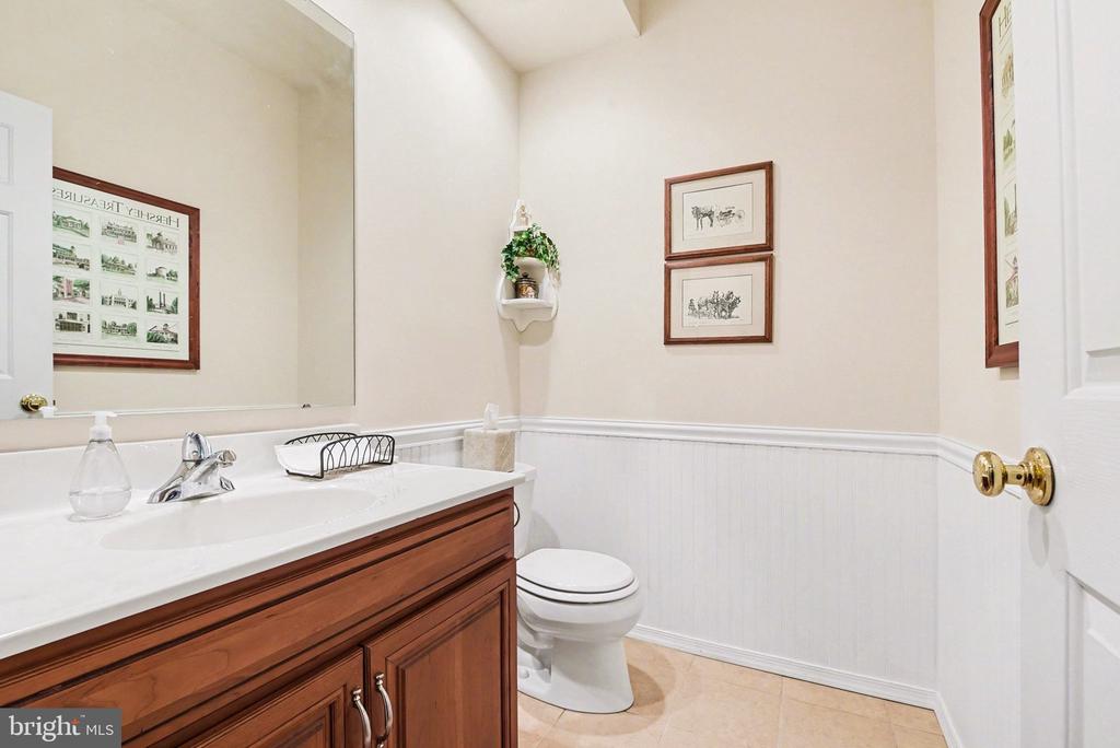 308 STANLEY DR