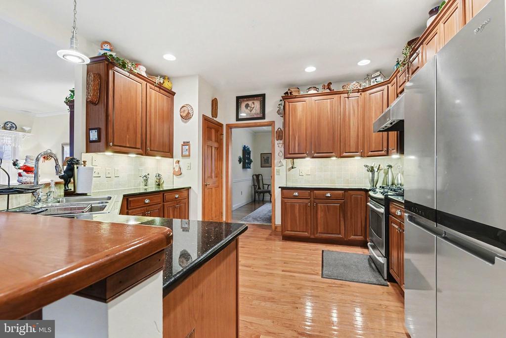 308 STANLEY DR