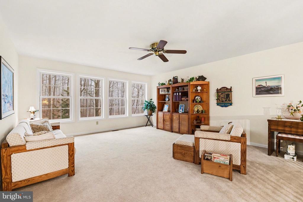 308 STANLEY DR