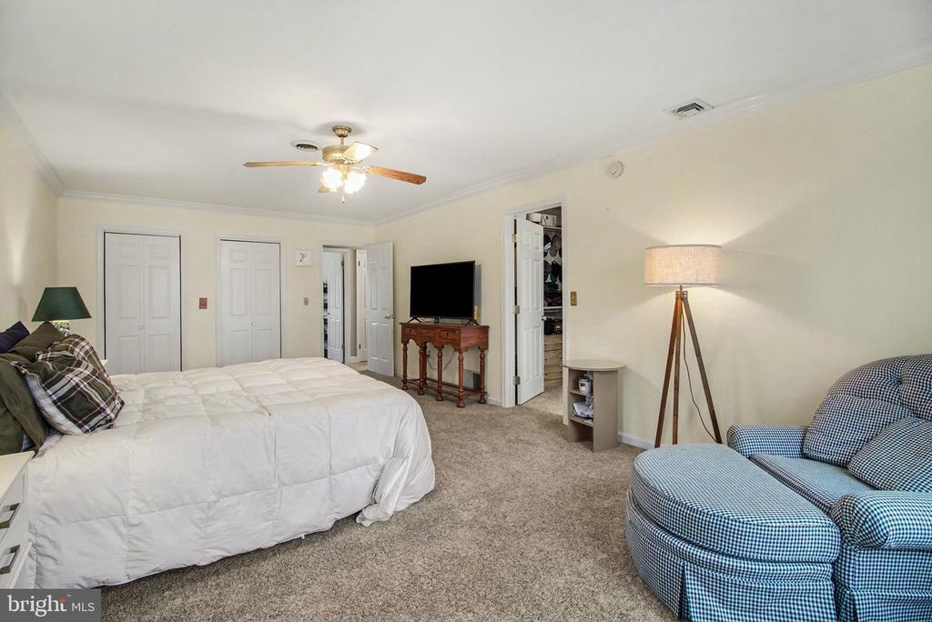 110 CARRIAGE CT L-0134