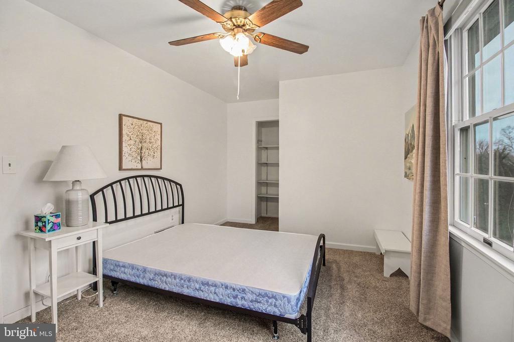110 CARRIAGE CT L-0134