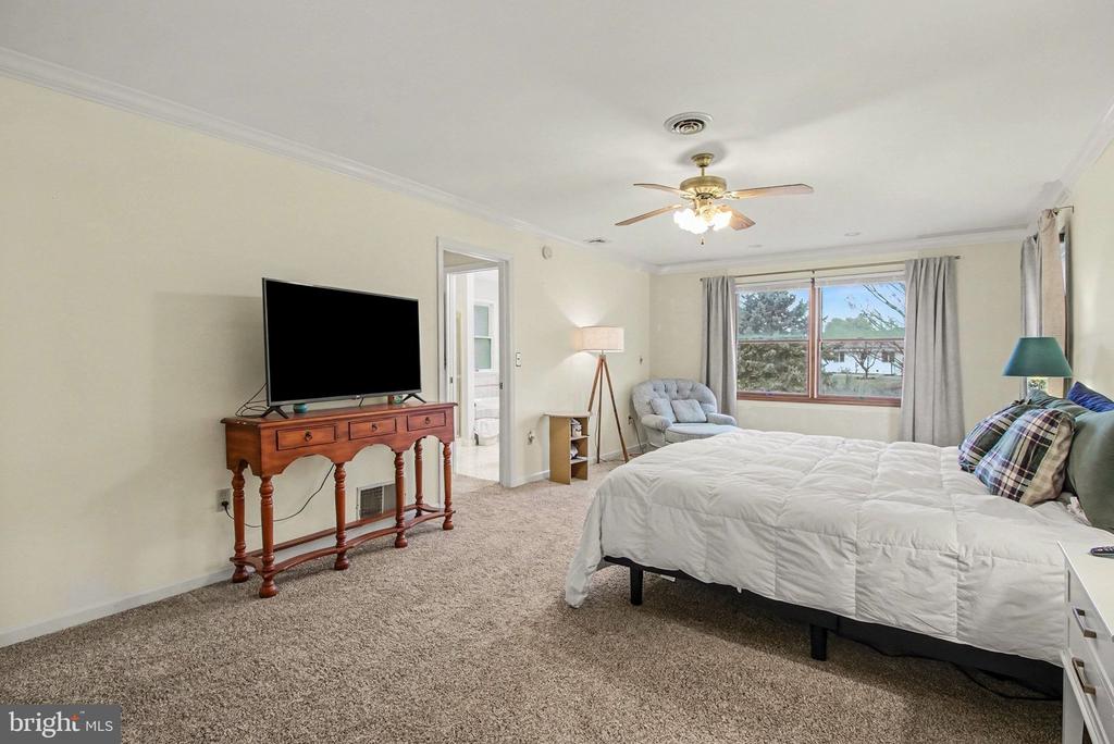 110 CARRIAGE CT L-0134
