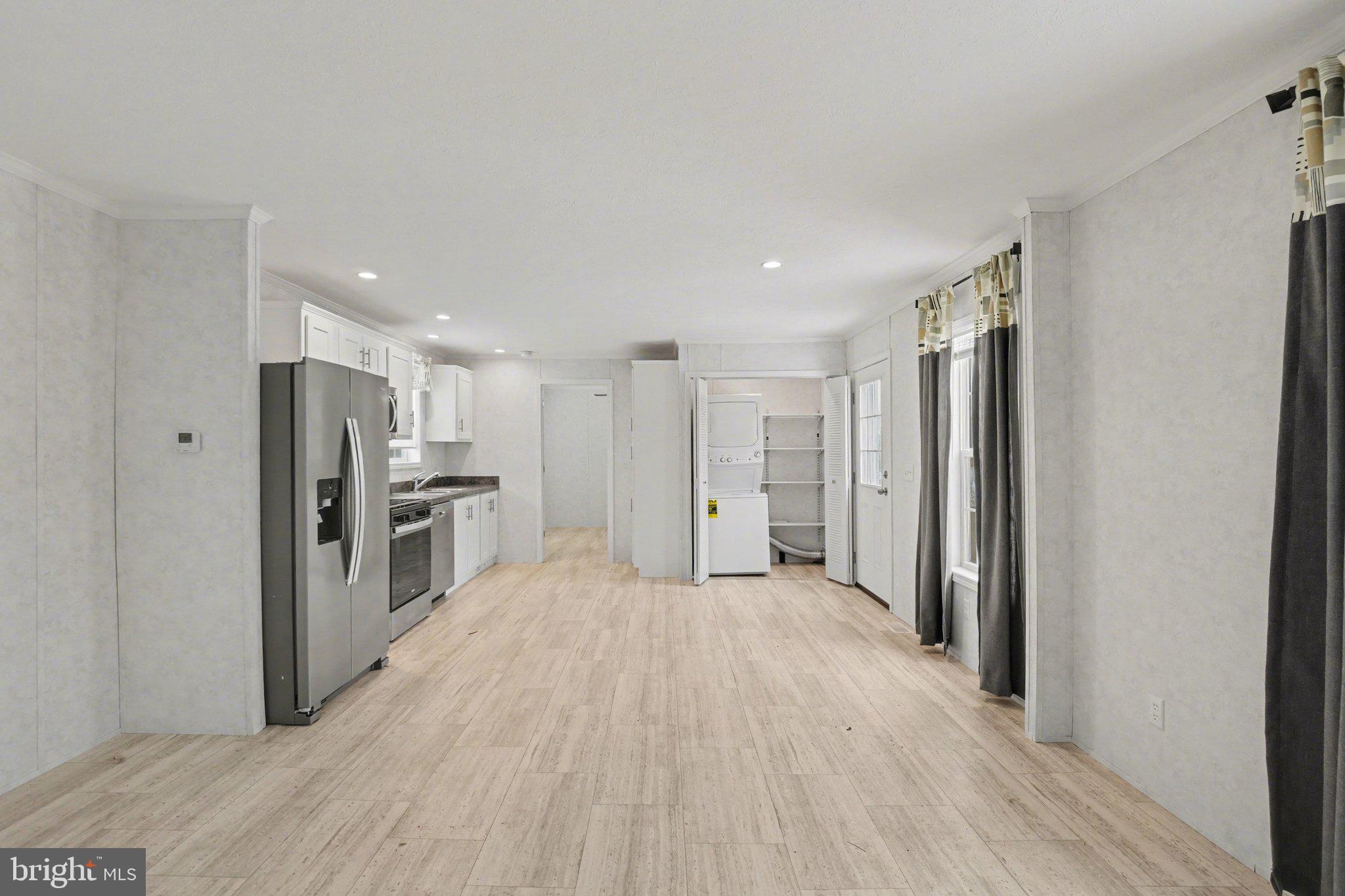 7 LEBANON VALLEY COURT