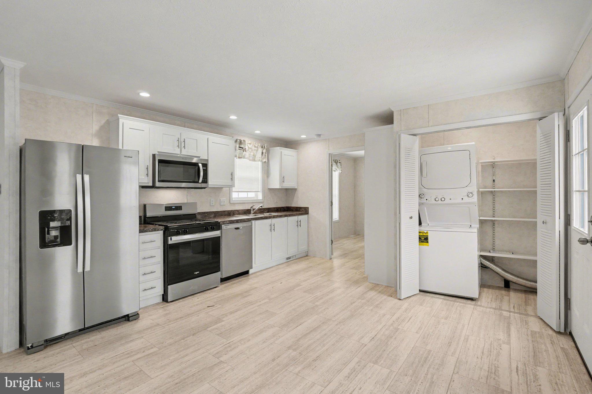 7 LEBANON VALLEY COURT