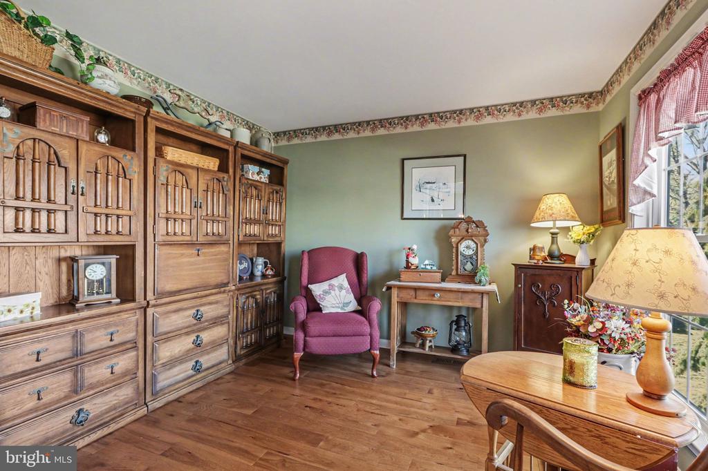 266 FARMHOUSE LN L-0058