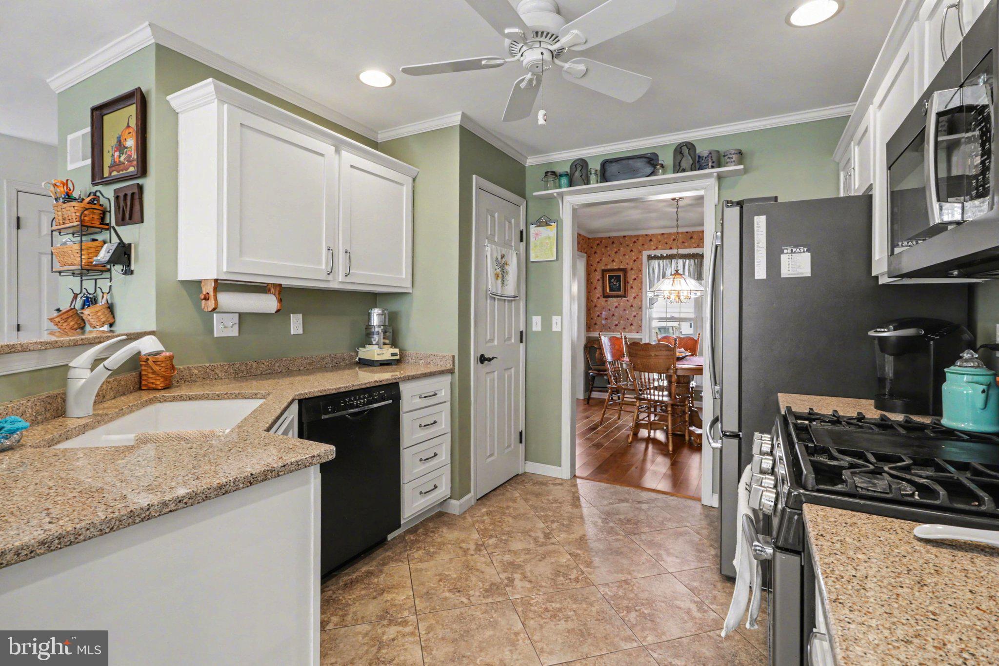 266 FARMHOUSE LN L-0058