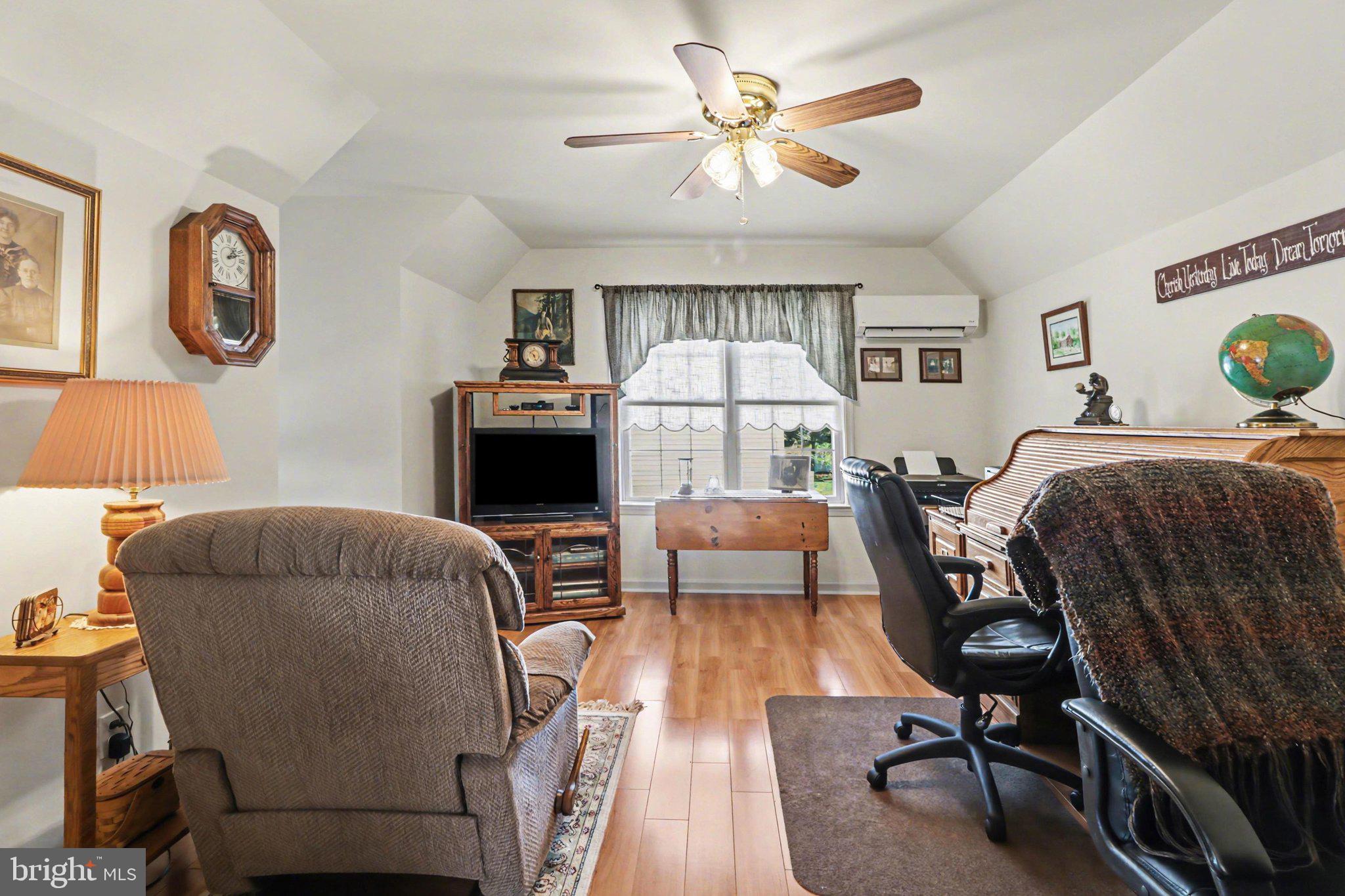 266 FARMHOUSE LN L-0058