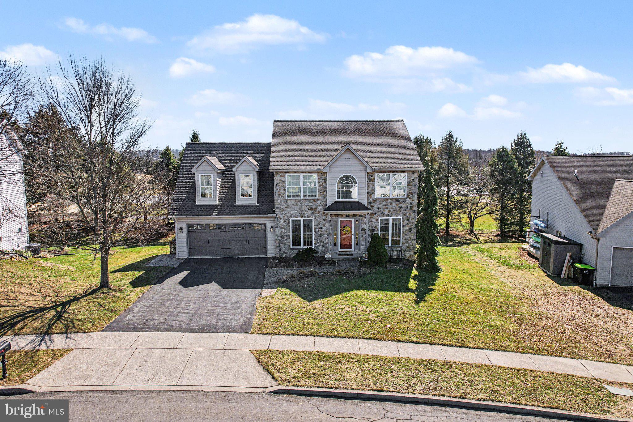 266 FARMHOUSE LN L-0058