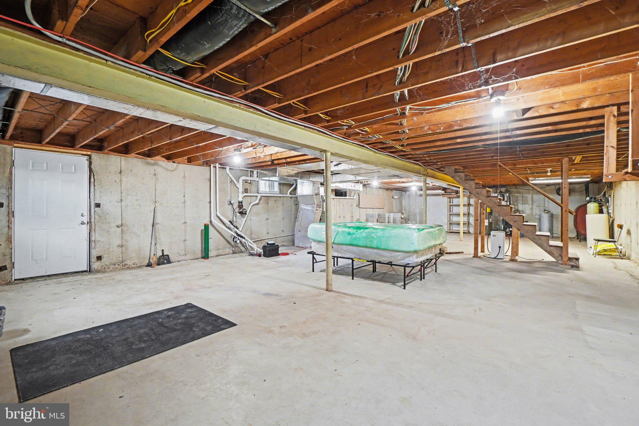 10416 JONESTOWN ROAD