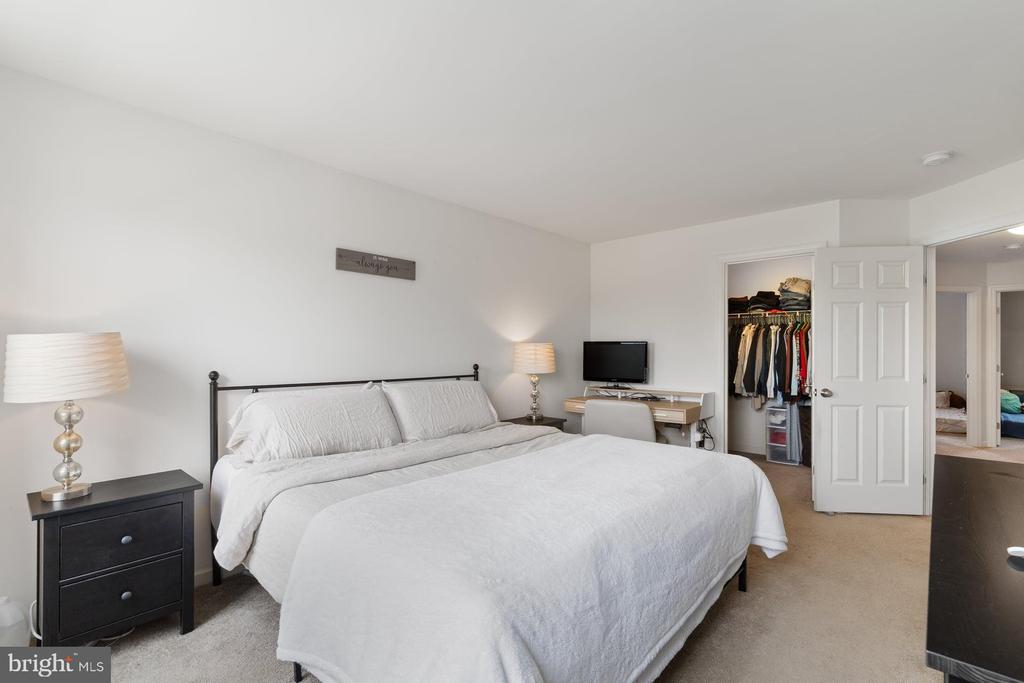 537 BROOKWOOD DRIVE