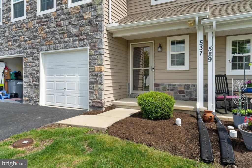 537 BROOKWOOD DRIVE