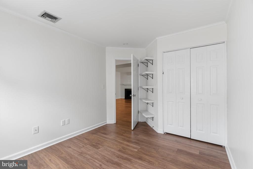 608 CAMBRIDGE COURT