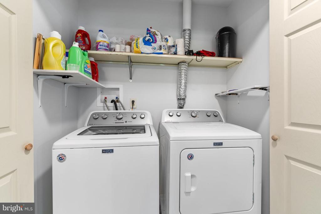 704 CAMBRIDGE CT U-0037