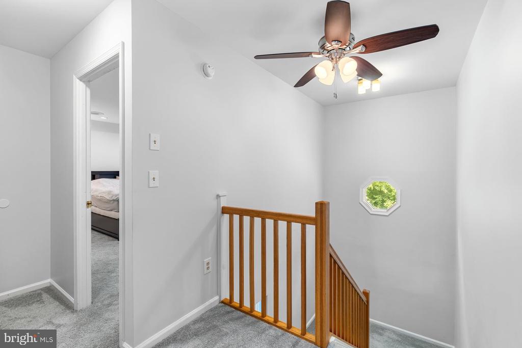 704 CAMBRIDGE CT U-0037