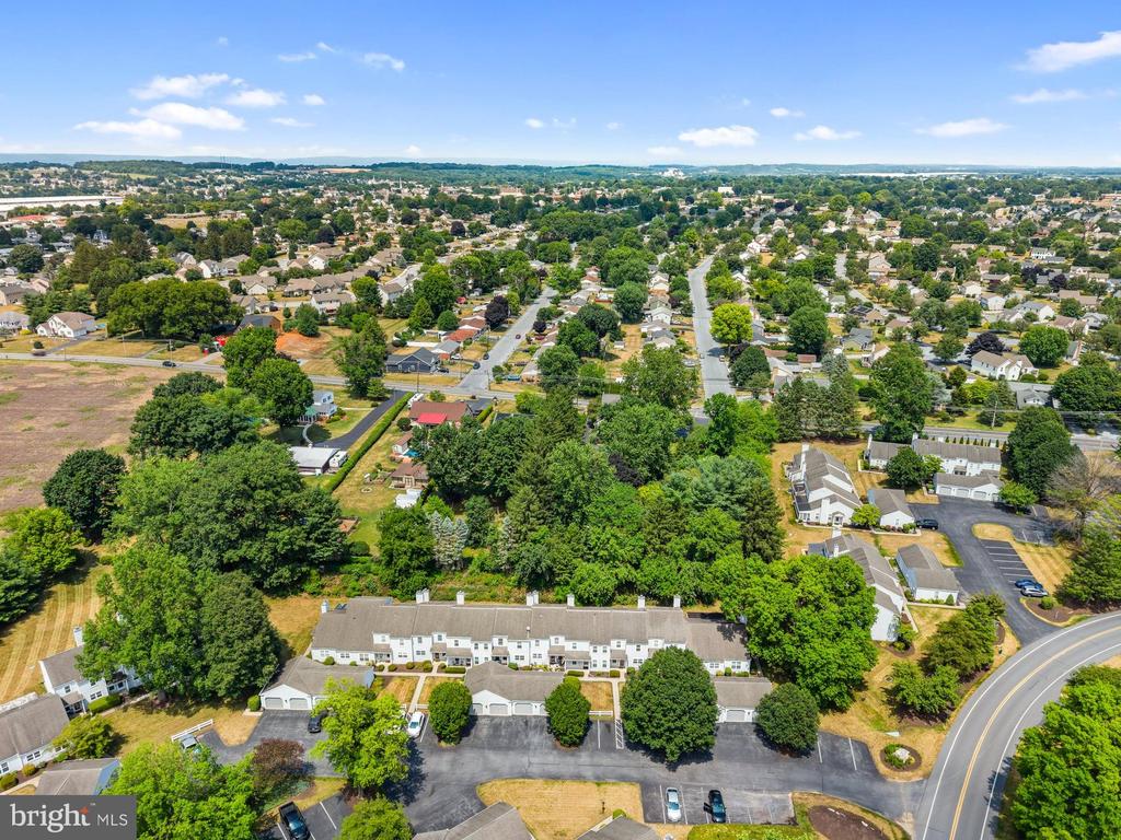 704 CAMBRIDGE CT U-0037