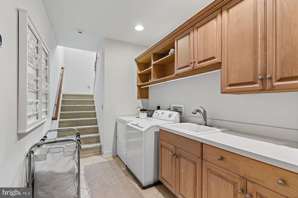 412 TIMBER BRIDGE LN