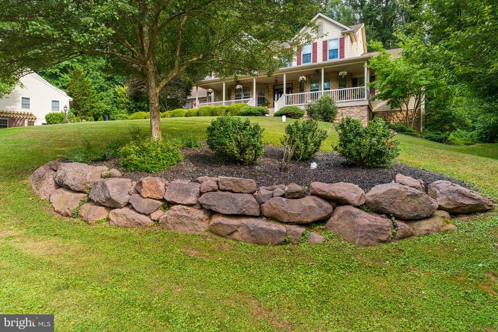 412 TIMBER BRIDGE LN