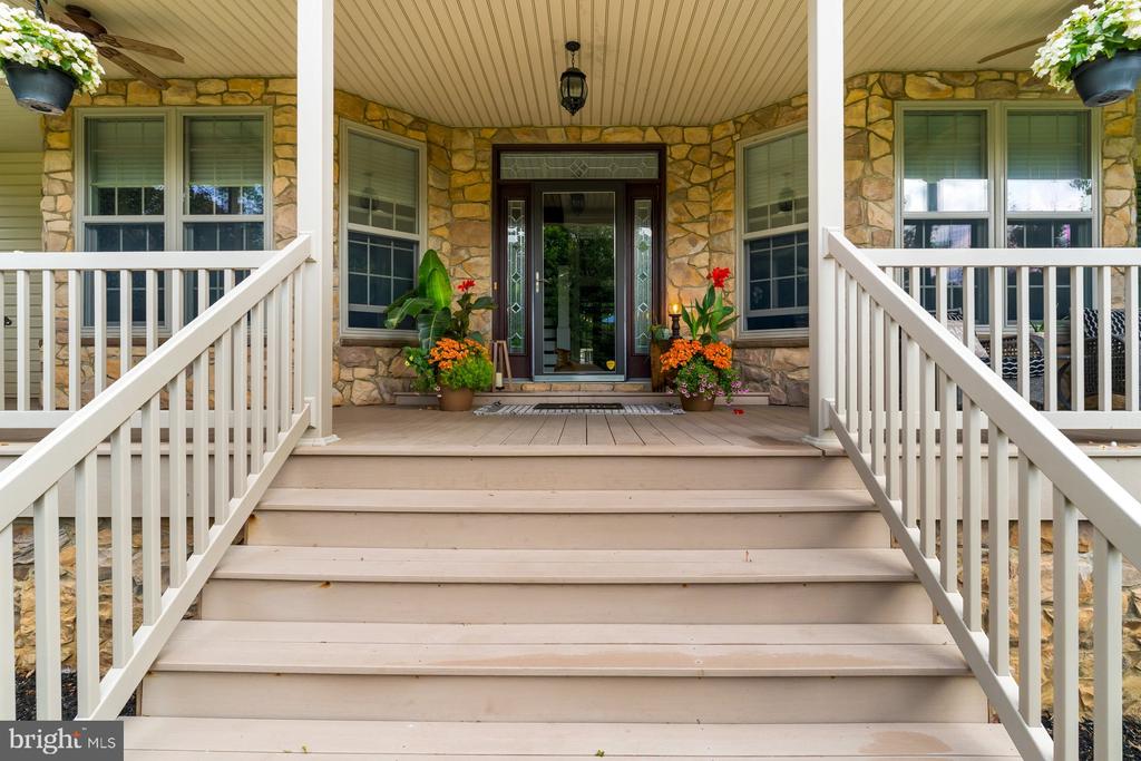 412 TIMBER BRIDGE LN