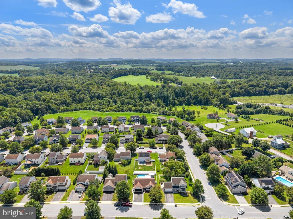 17 MAYFLOWER DRIVE
