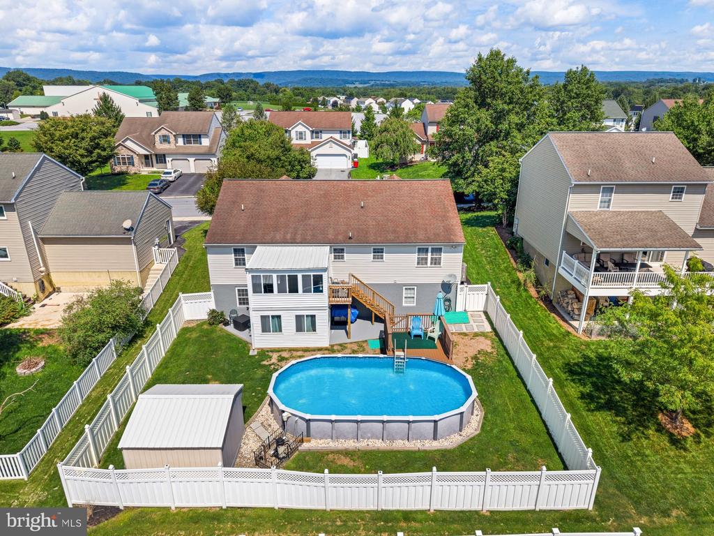 17 MAYFLOWER DRIVE
