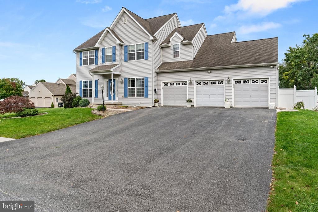 128 S THISTLEDOWN DRIVE