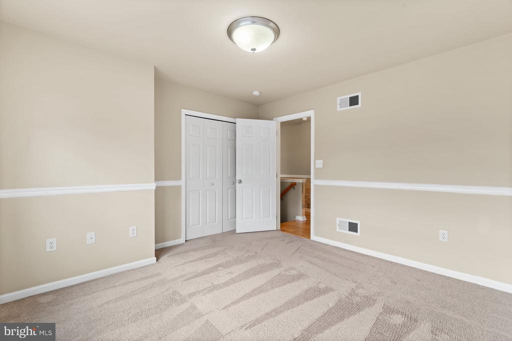 128 S THISTLEDOWN DRIVE
