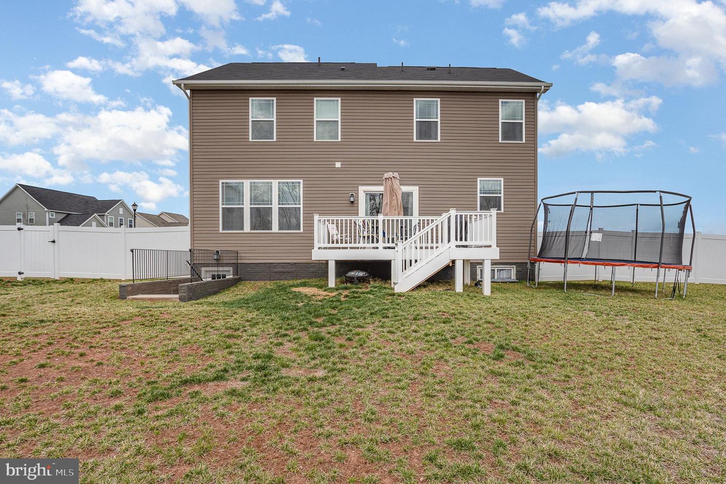 10 Beech Ridge Ln