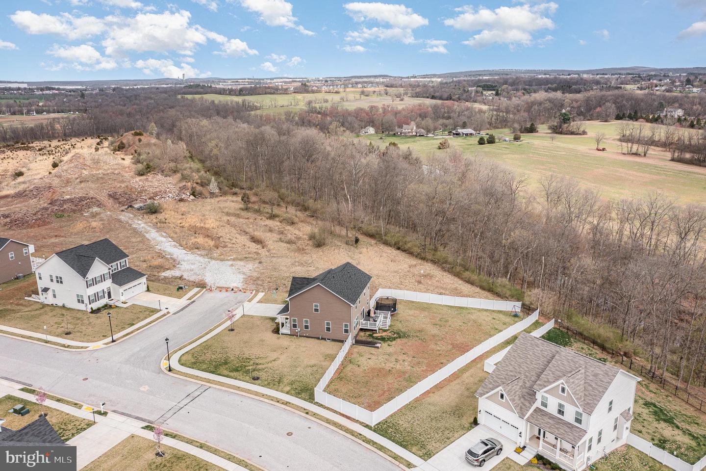 10 Beech Ridge Ln