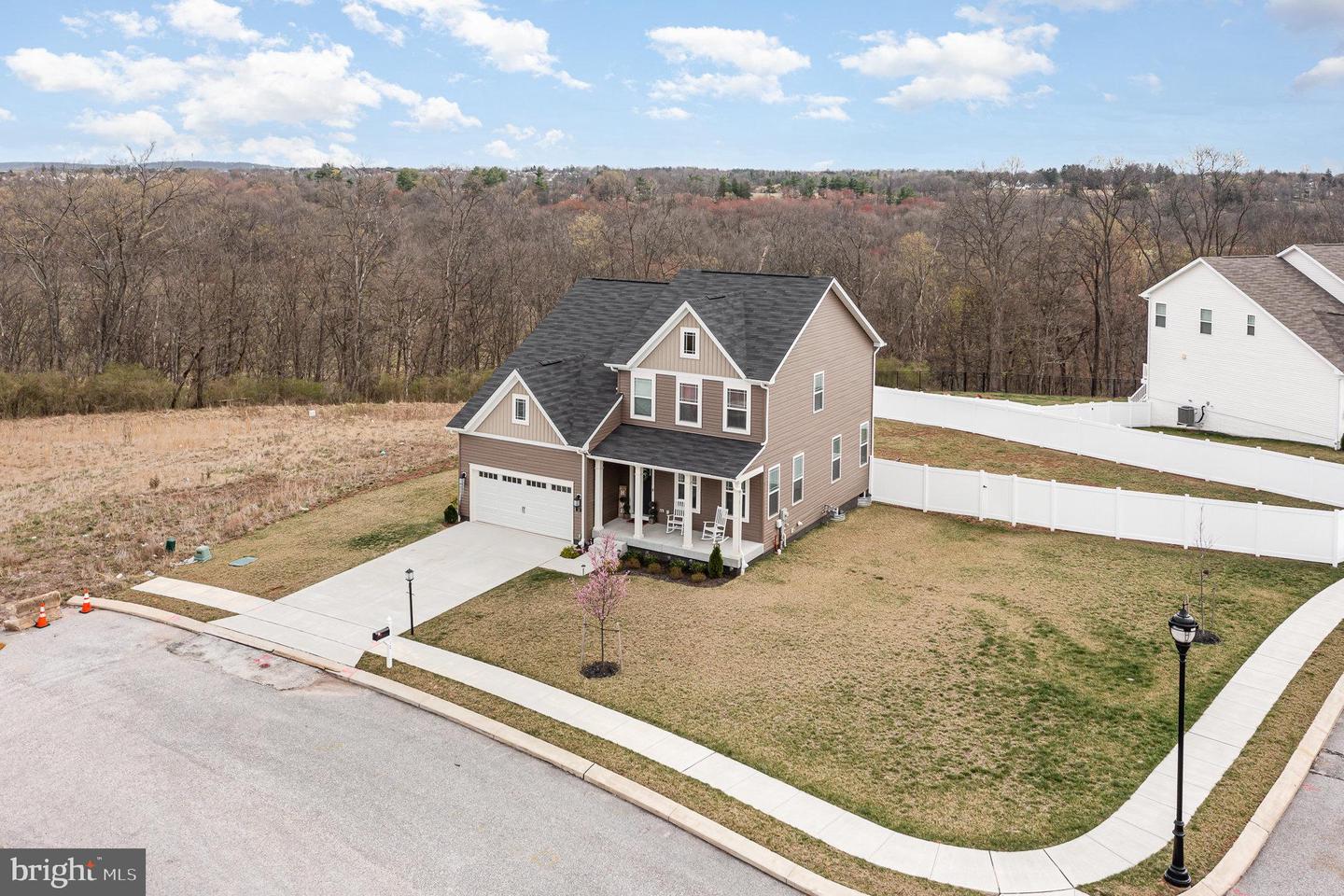10 Beech Ridge Ln