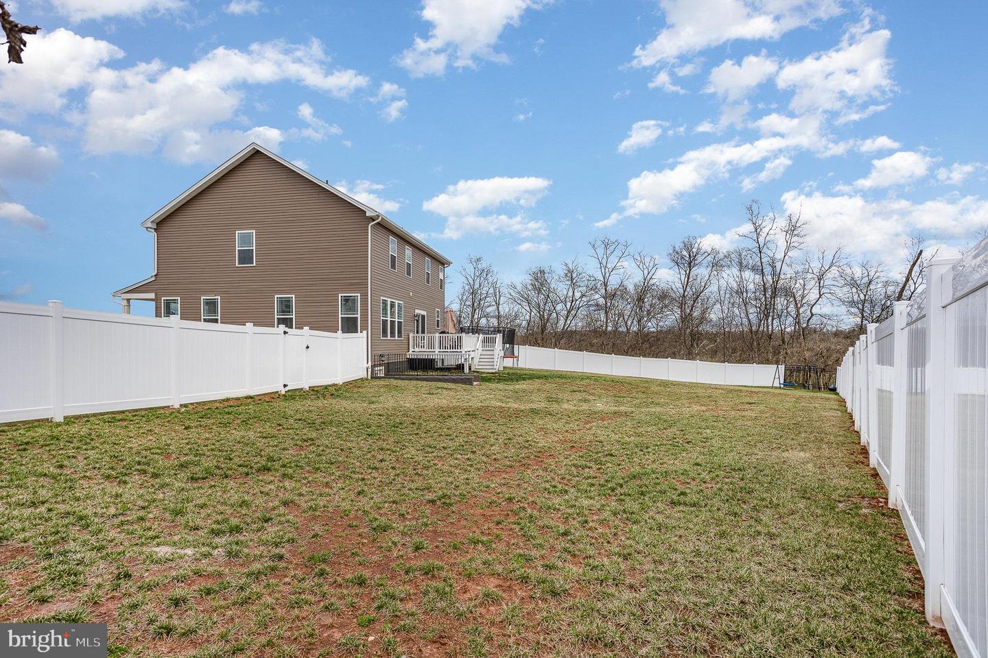 10 Beech Ridge Ln